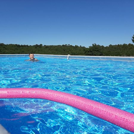 Gîte Équestre Domaine des Crins - Monpazier Capdrot Esterno foto