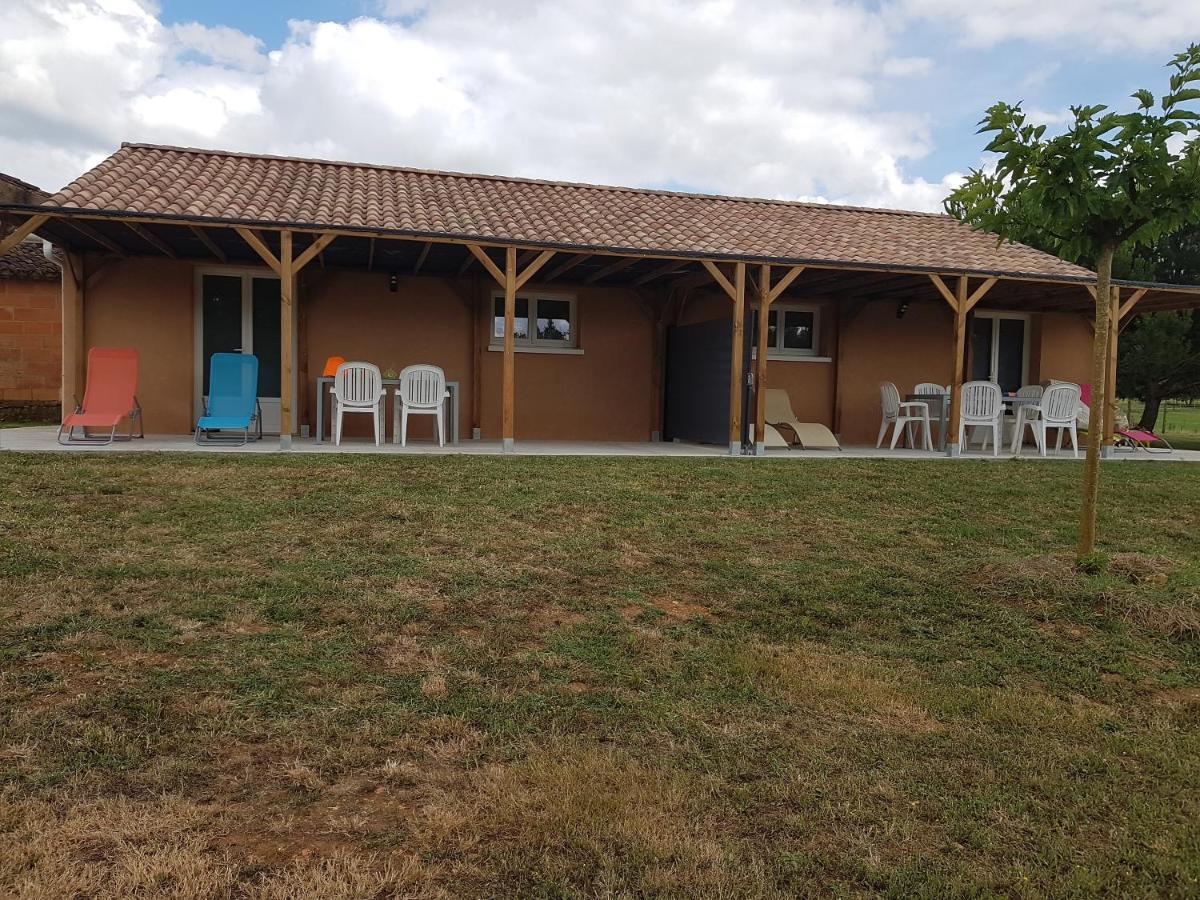 Gîte Équestre Domaine des Crins - Monpazier Capdrot Esterno foto